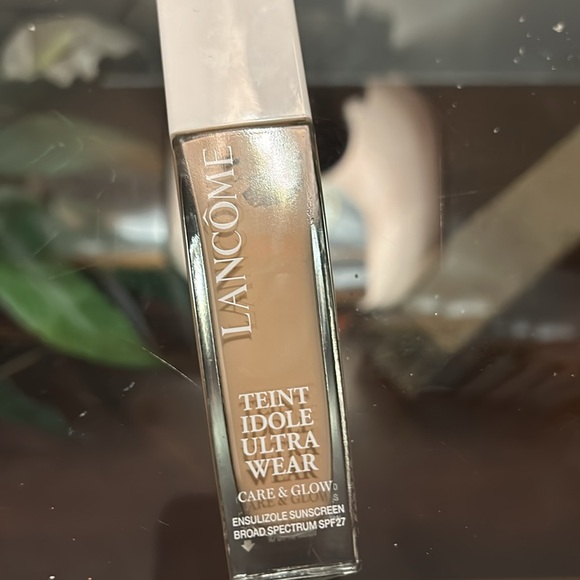 Lancôme Tient Idole Care & Glow in 305N - Picture 3 of 4